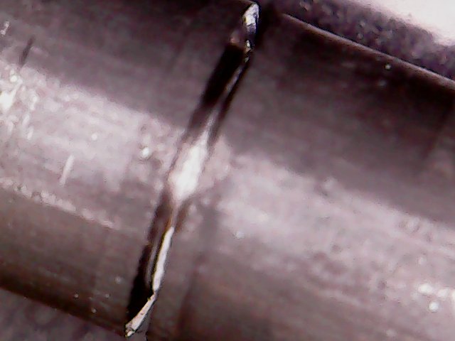 zoom on grooved mineral insulated cables